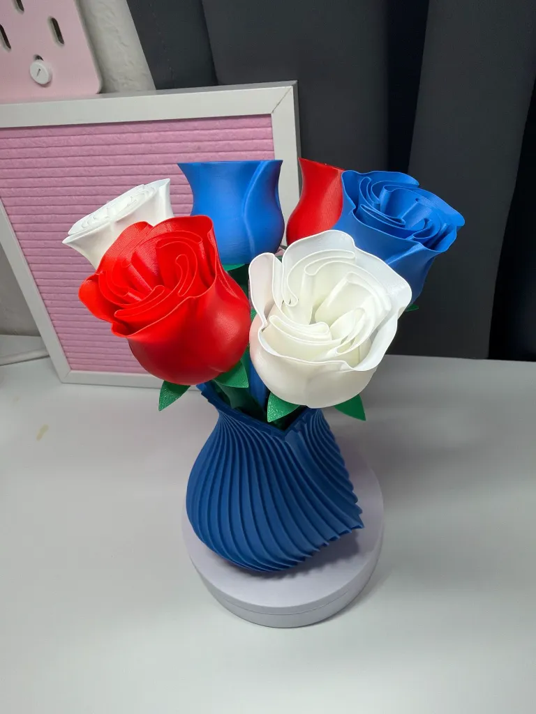 Belle Rose avec Tige 5.webp