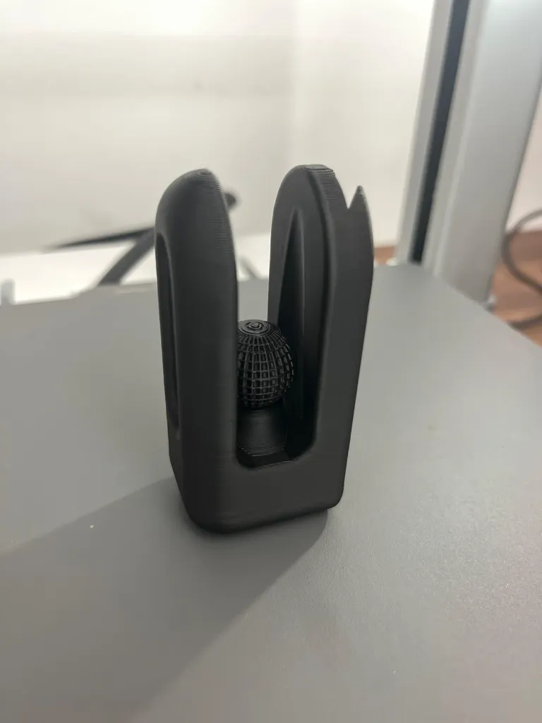 PORTE-MANTEAU AUTOBLOQUANT 3.webp