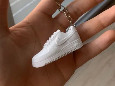 Porte-clés basket sneaker - 1