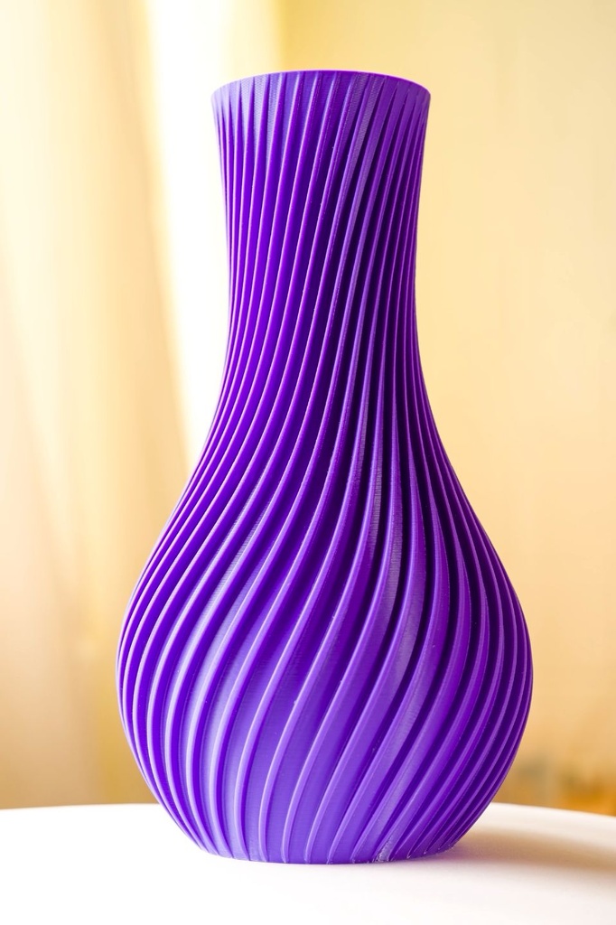 Vase spiralé décoratif - 1