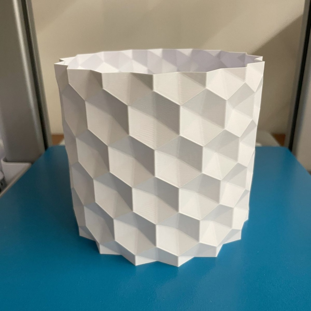 Pot de fleurs hexagonal - 2