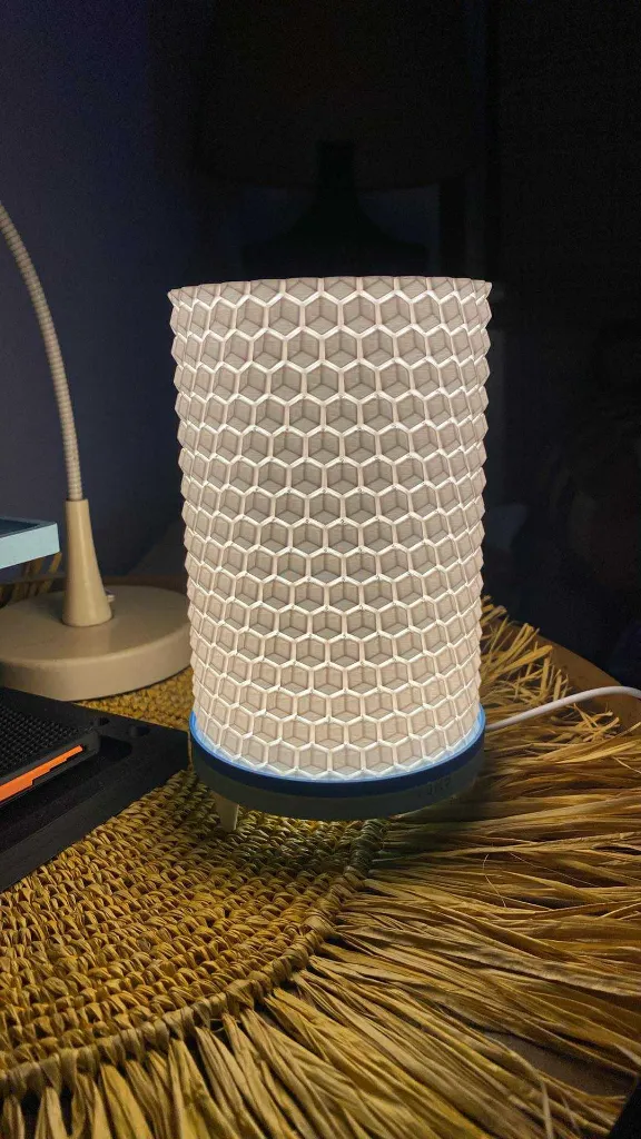 Lampe de table Nid d'Abeille 3.webp
