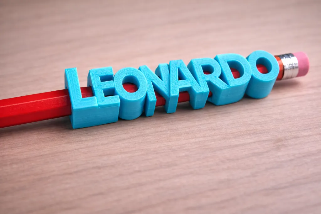 Nom personnalisable paramétrique pour crayon insérable 2.webp