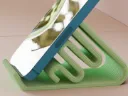 Support de téléphone moderne ondulé à plusieurs niveaux